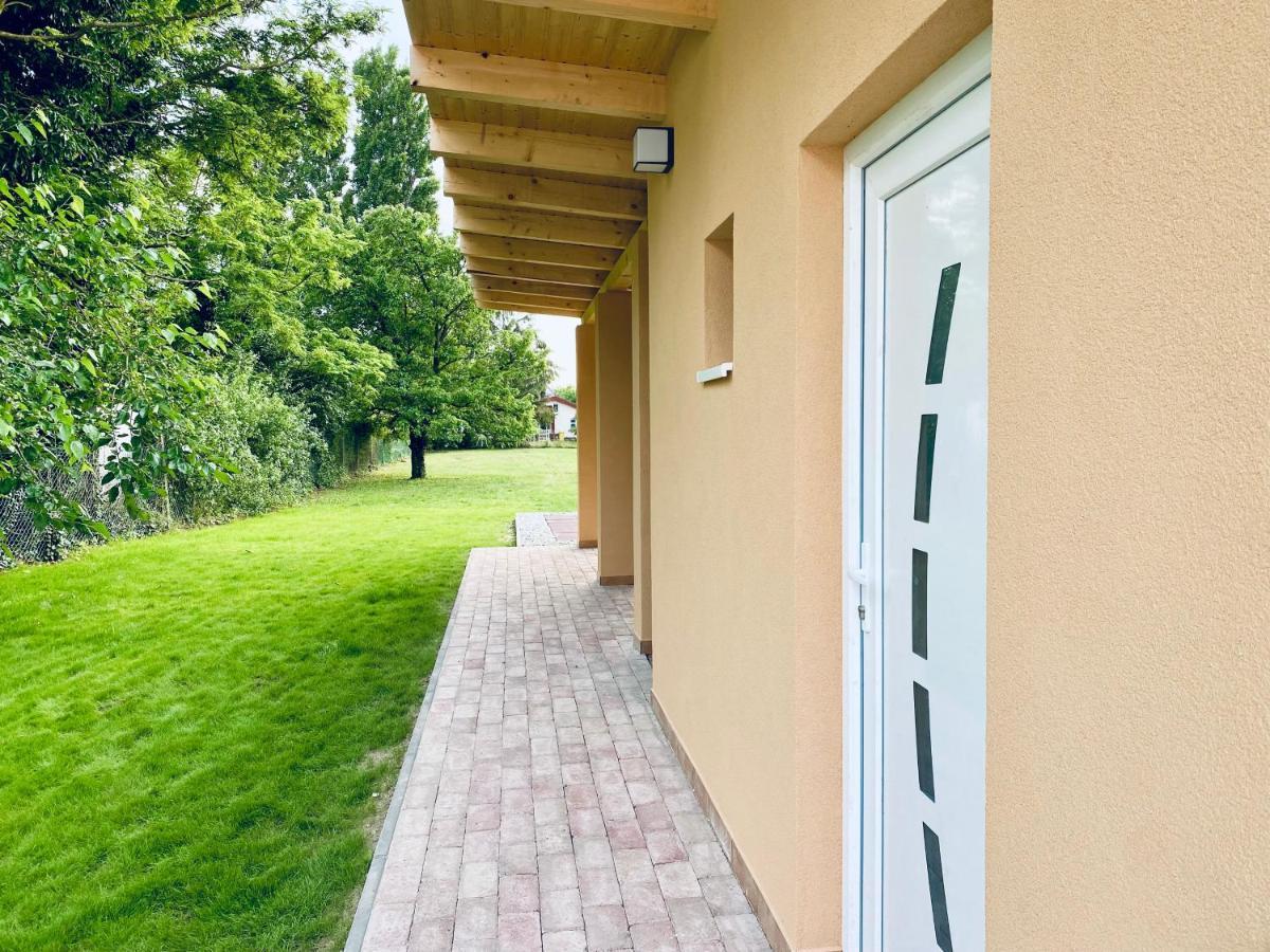 Judith Apartman Iii. Balatonlelle Ngoại thất bức ảnh